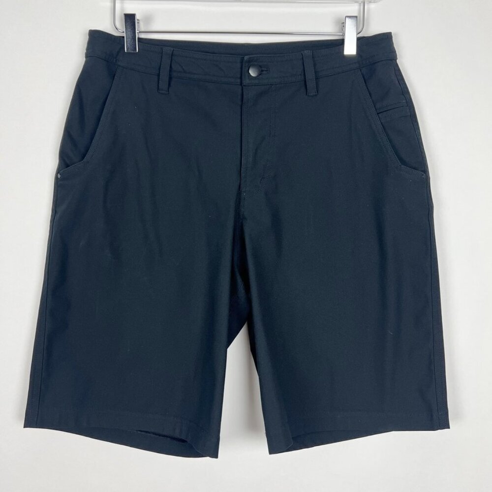 Lululemon Shorts Men's Size 34 Black Flat Front Chino Golf Performance Preppy